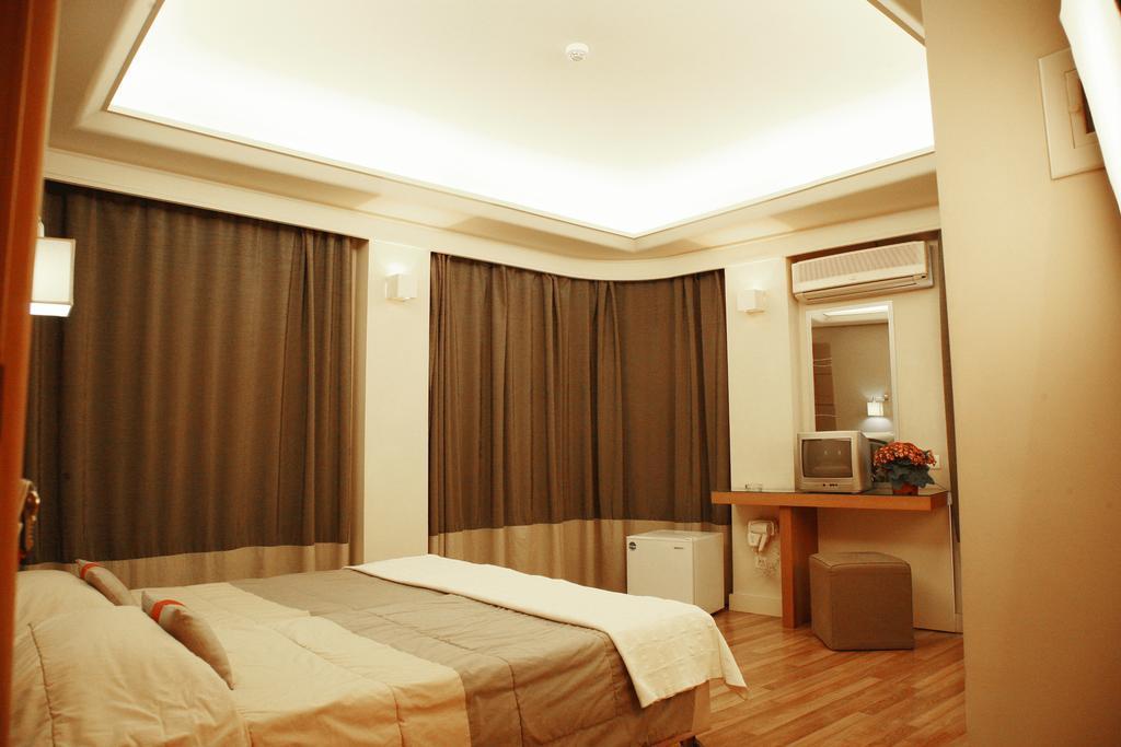 Ariston Hotel Athens Exterior photo